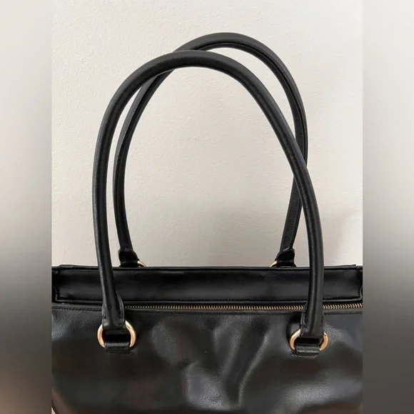 Coach Avary Tote In Signature Canvas Handbag - Picture 5 of 15